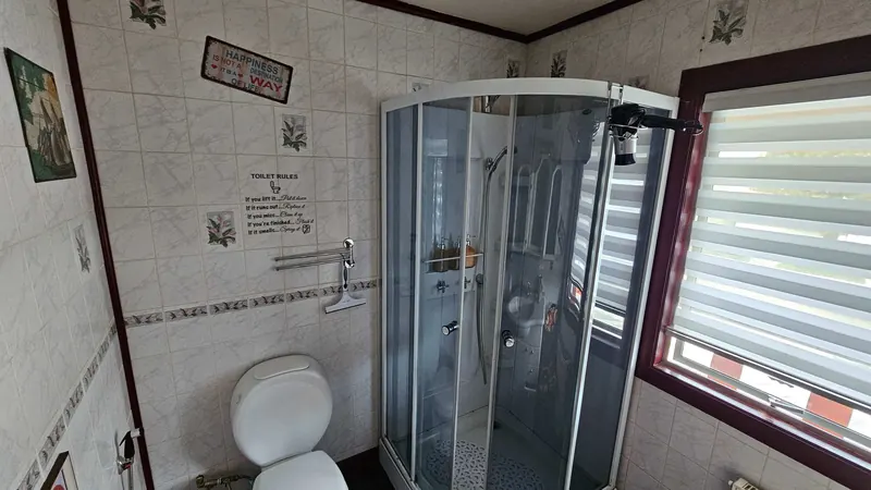 Baño con ducha
